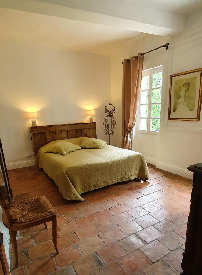Bed and Breakfast Domaine D'En Naudet Teyssode Экстерьер фото